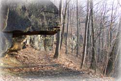 a rock overhang that the Glens trail goes under.